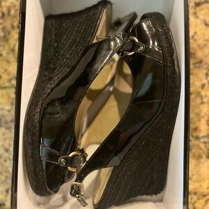 Vintage Talbots Black Sweetie4 Wedges